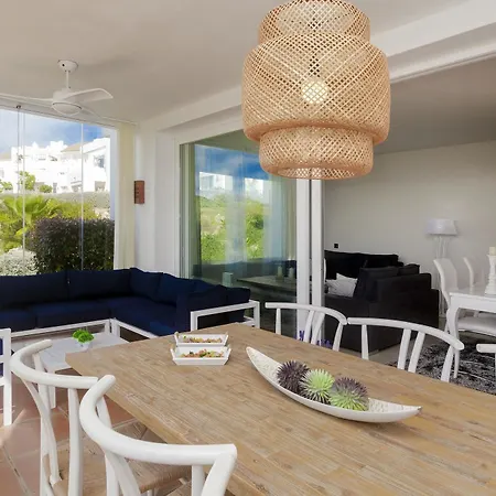 With 3 Bedrooms In Estepona, With Wonderful Mountain View, P Apartment Estepona