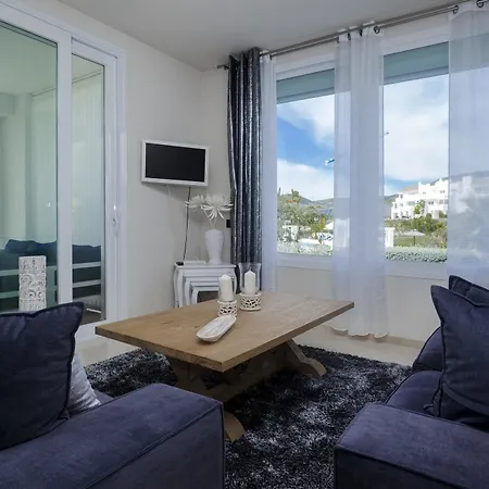 With 3 Bedrooms In Estepona, With Wonderful Mountain View, P * Estepona